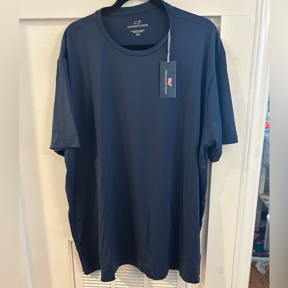 Vineyard Vines Navy Men’s Performance short crew neck sleeve shirt